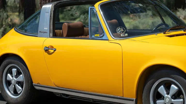 Porsche 911 T (US)