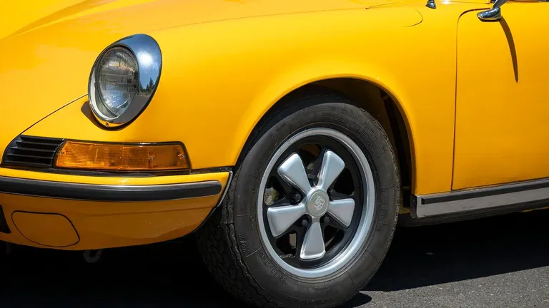 Porsche 911 T (US)