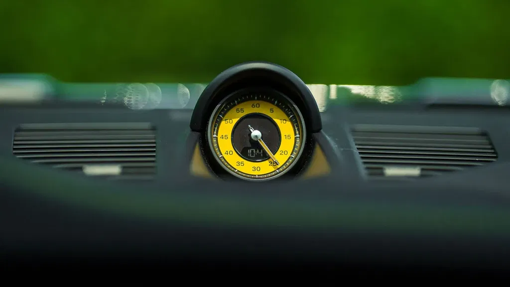 Porsche 992 GT3 Touring