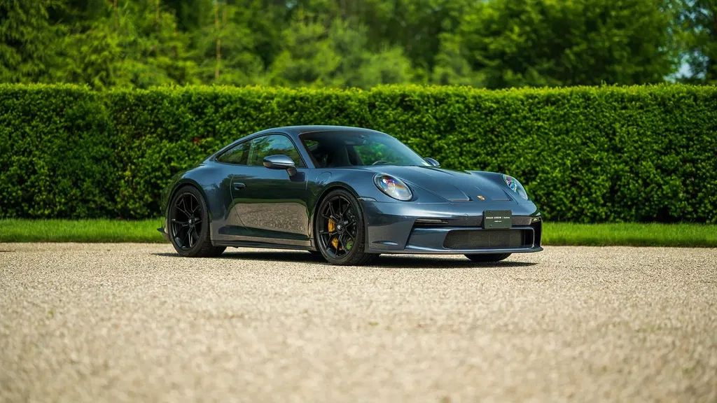 Porsche 992 GT3 Touring