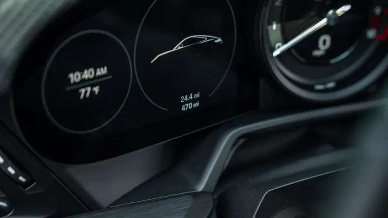 Porsche 992 GT3 Touring