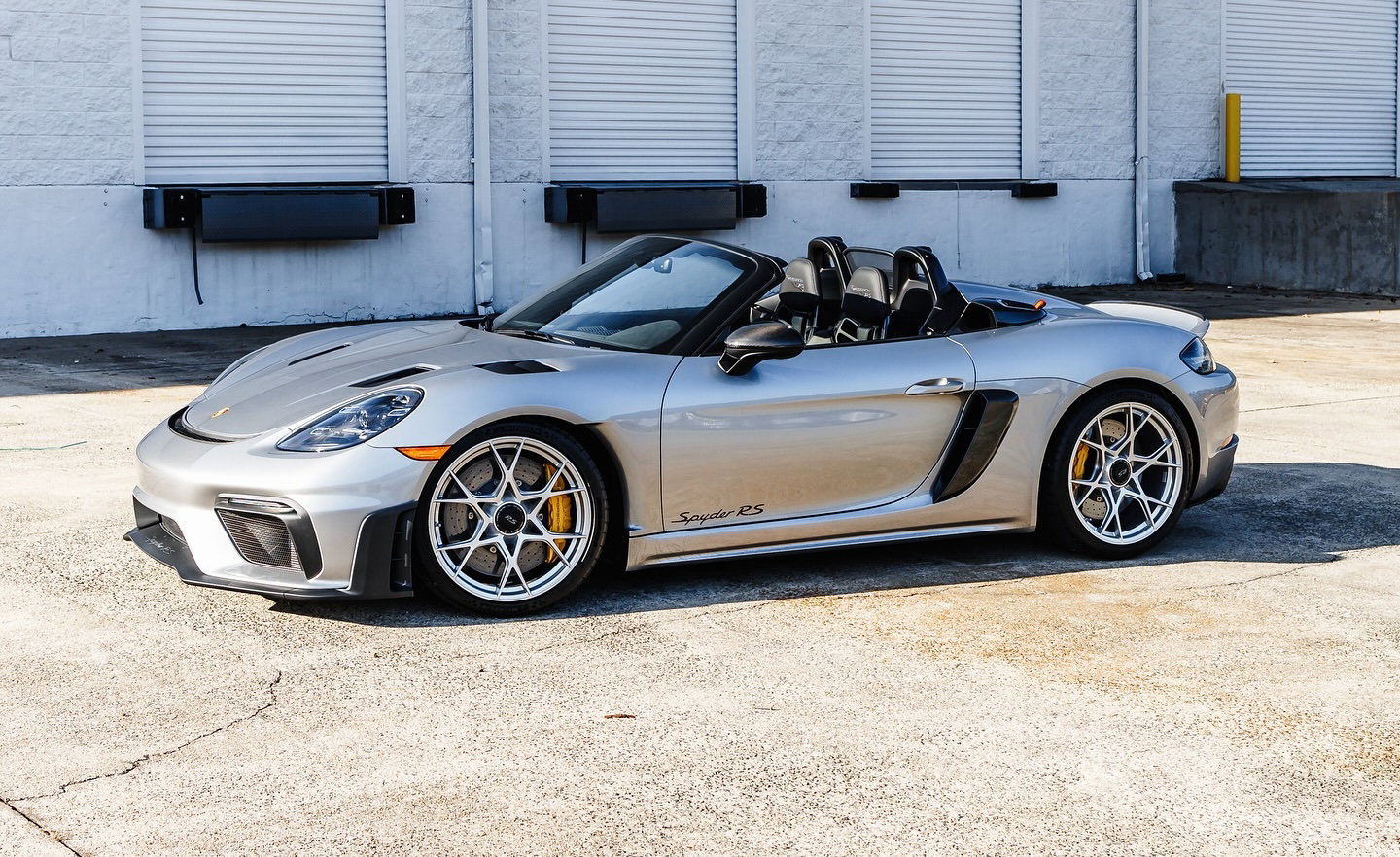 Porsche 718 Spyder RS 2025 - elferspot.com - Marketplace for