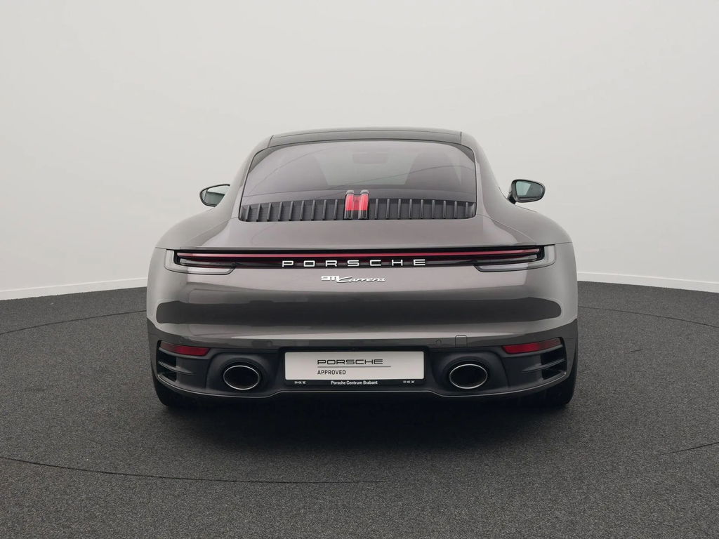 Porsche 992 Carrera