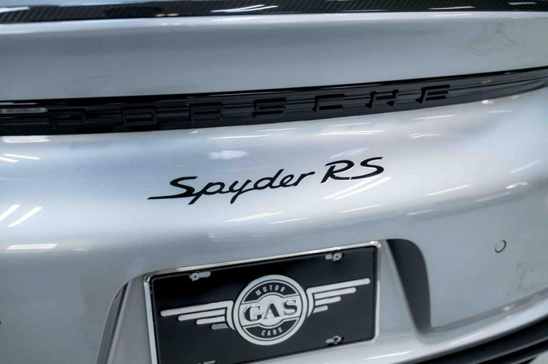 Porsche 718 Spyder RS