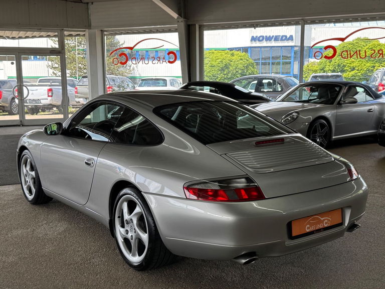 Porsche 996 Carrera