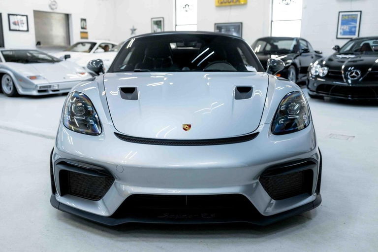 Porsche 718 Spyder RS