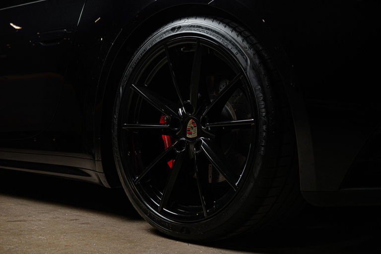 Porsche 992 Carrera 4S