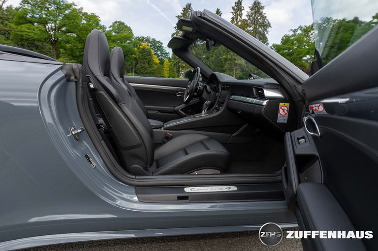 Porsche 991 Carrera 4