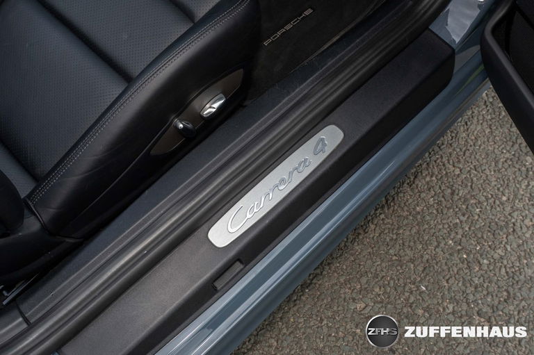 Porsche 991 Carrera 4
