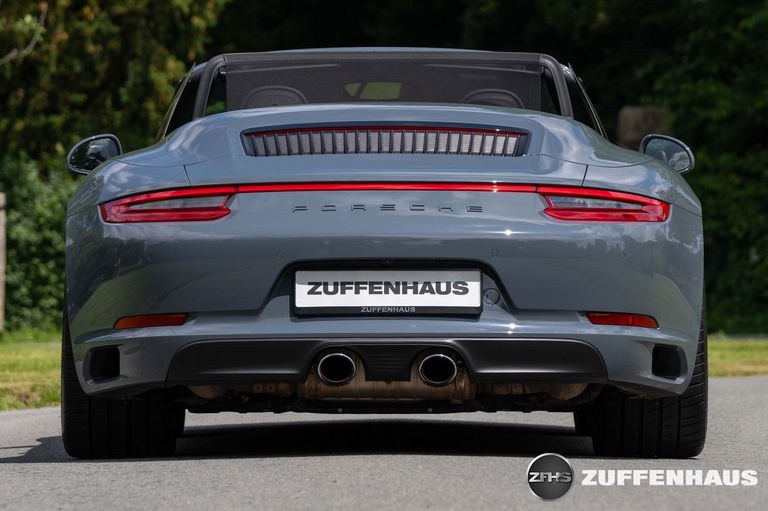Porsche 991 Carrera 4