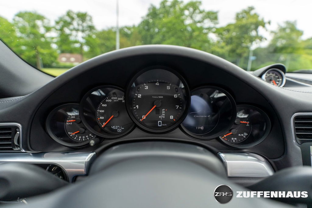 Porsche 991 Carrera 4