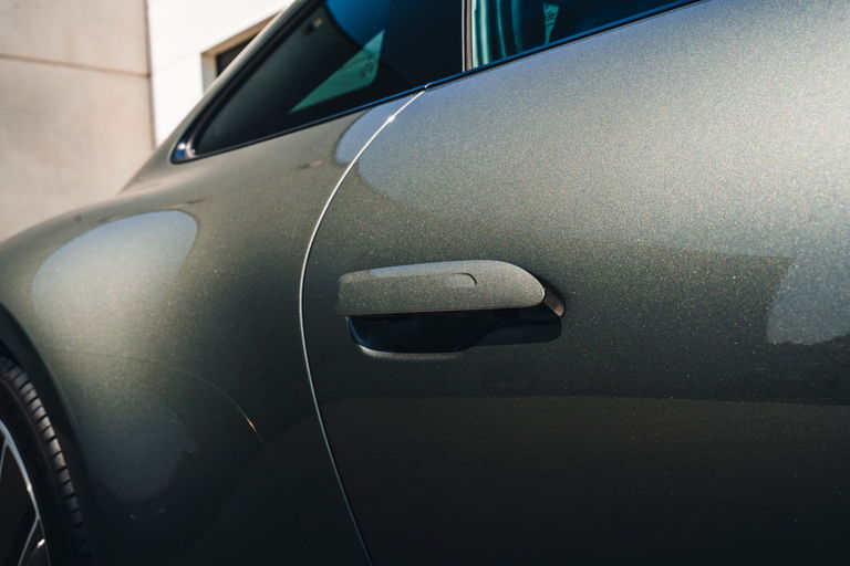 Porsche 992 Carrera