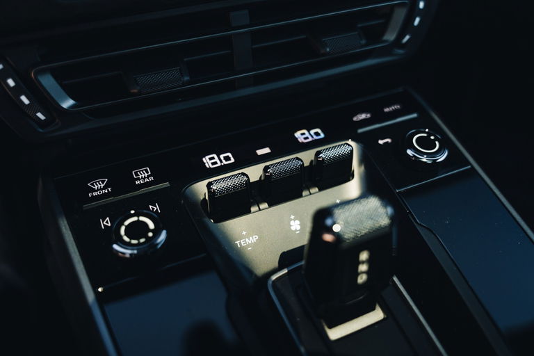Porsche 992 Carrera