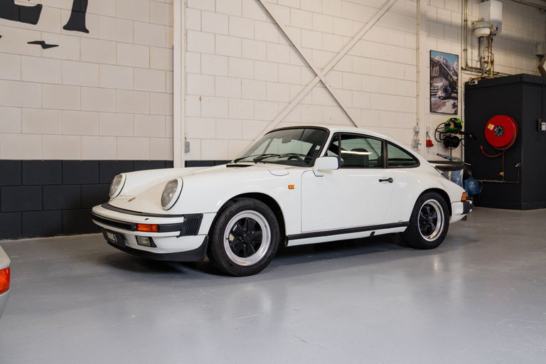 Porsche 911 Carrera 3.2