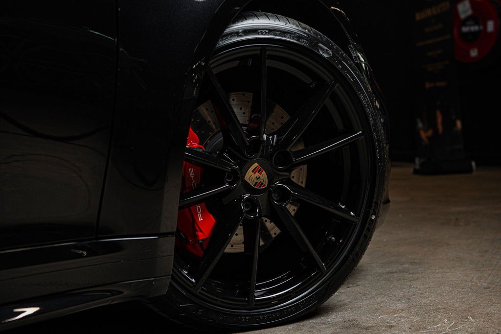 Porsche 992 Carrera 4S