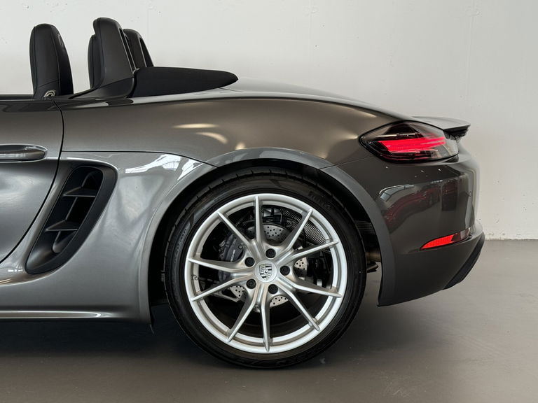 Porsche 718 Boxster