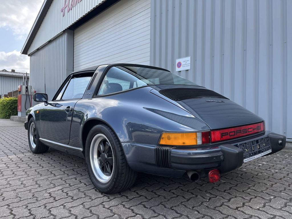 Porsche 911 SC