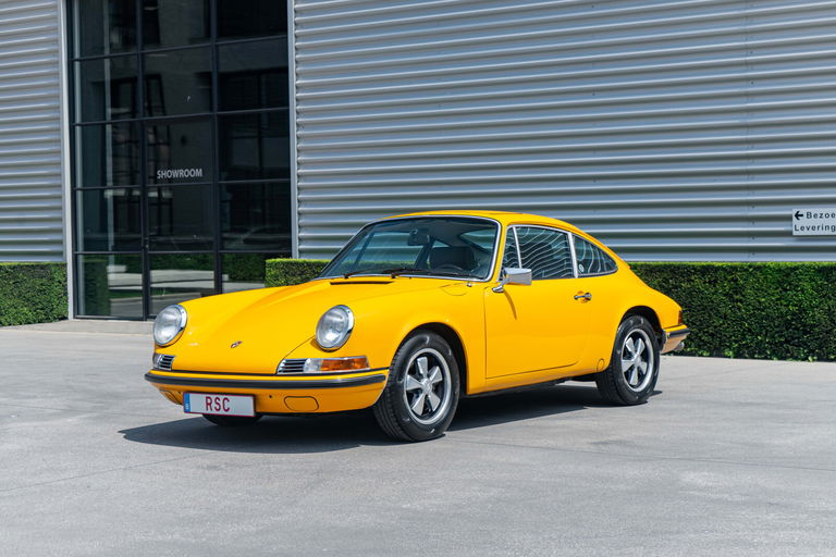 Porsche 911 E