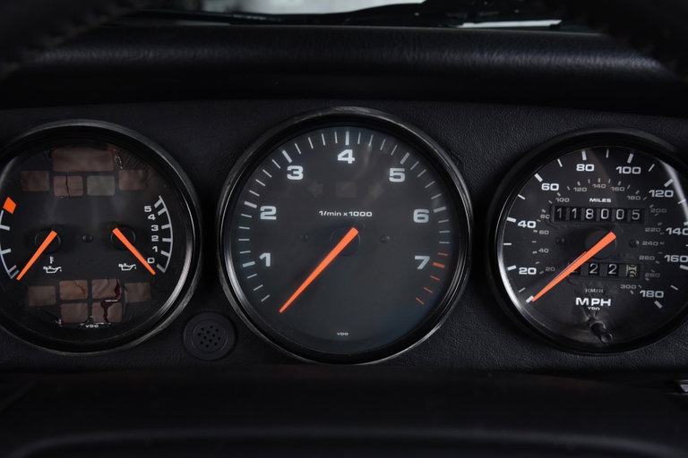 Porsche 964 Carrera 4 WTL