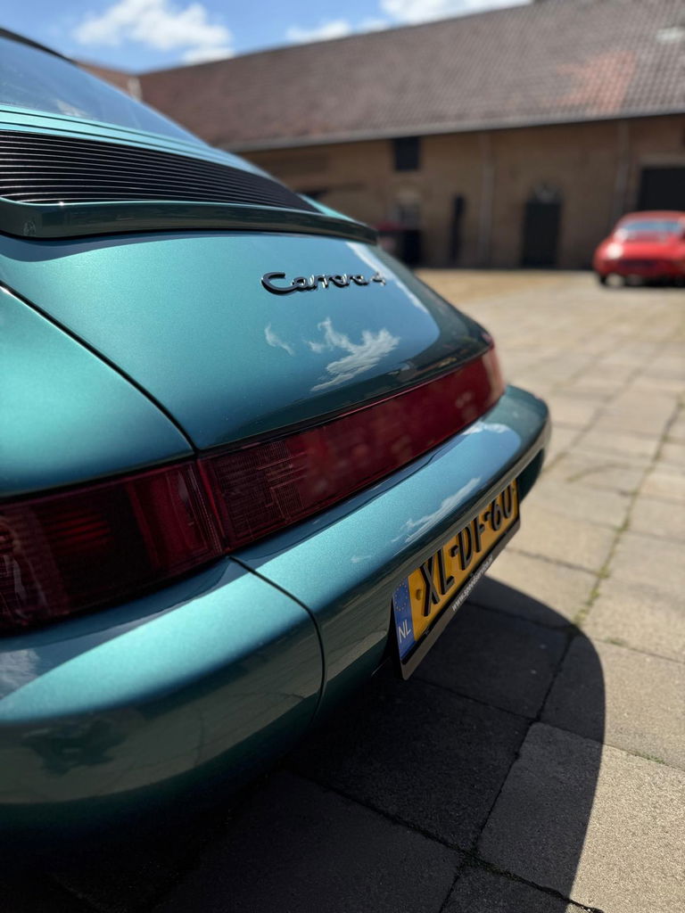 Porsche 964 Carrera 4