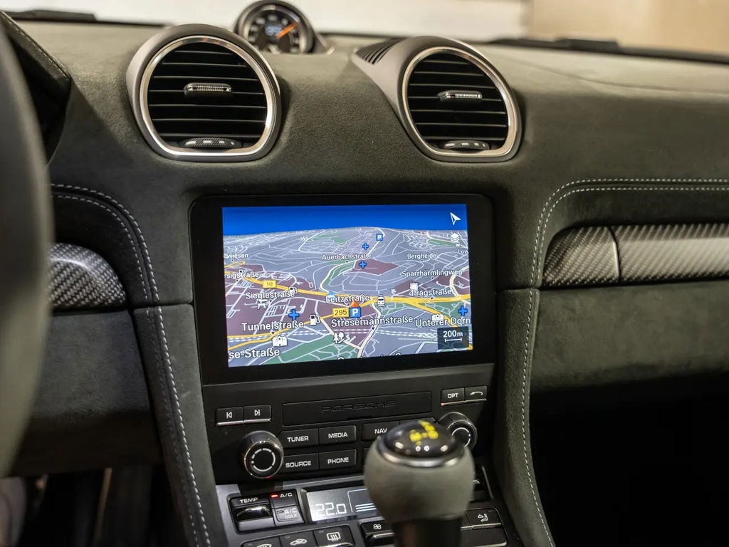 Porsche 718 Spyder RS