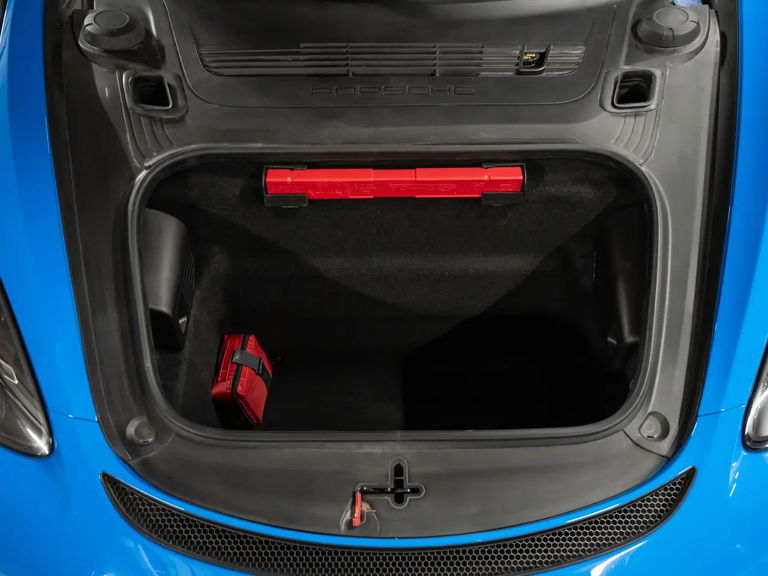 Porsche 718 Spyder RS