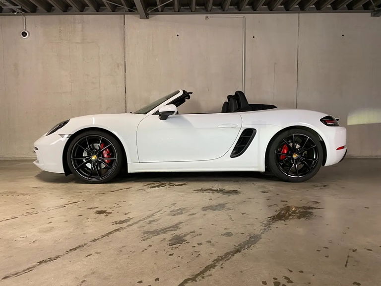 Porsche 718 Boxster S