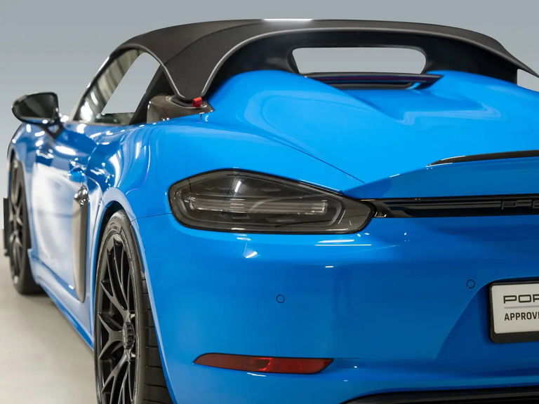 Porsche 718 Spyder RS