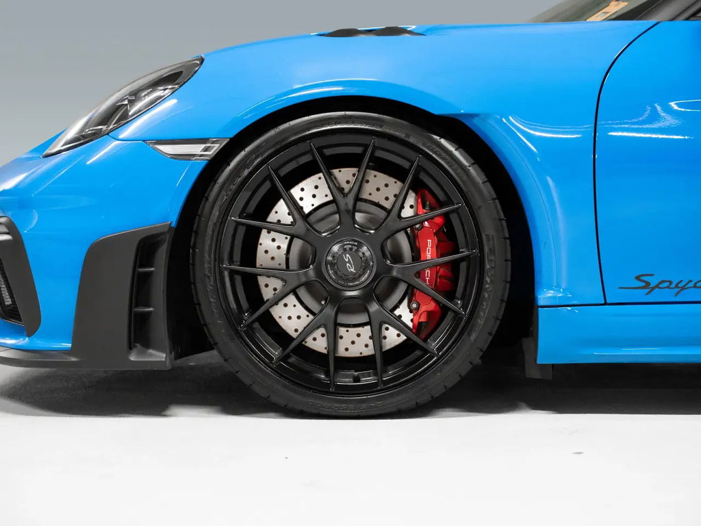 Porsche 718 Spyder RS