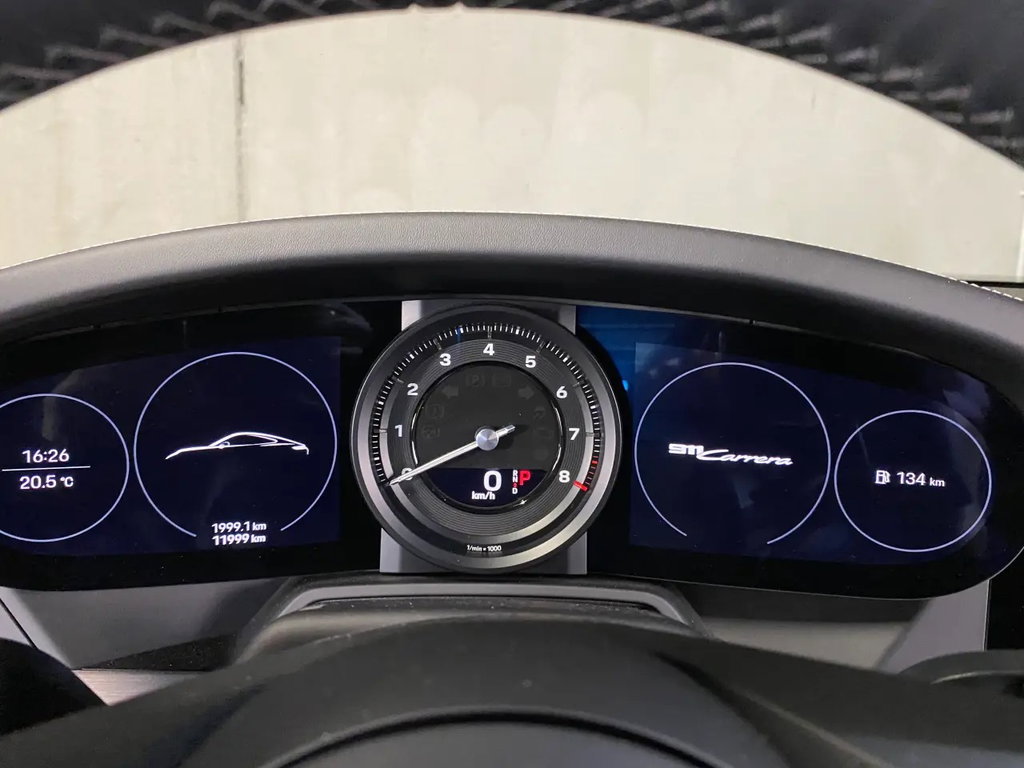 Porsche 992 Carrera