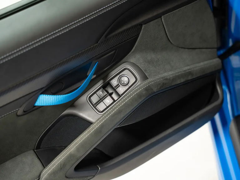 Porsche 718 Spyder RS