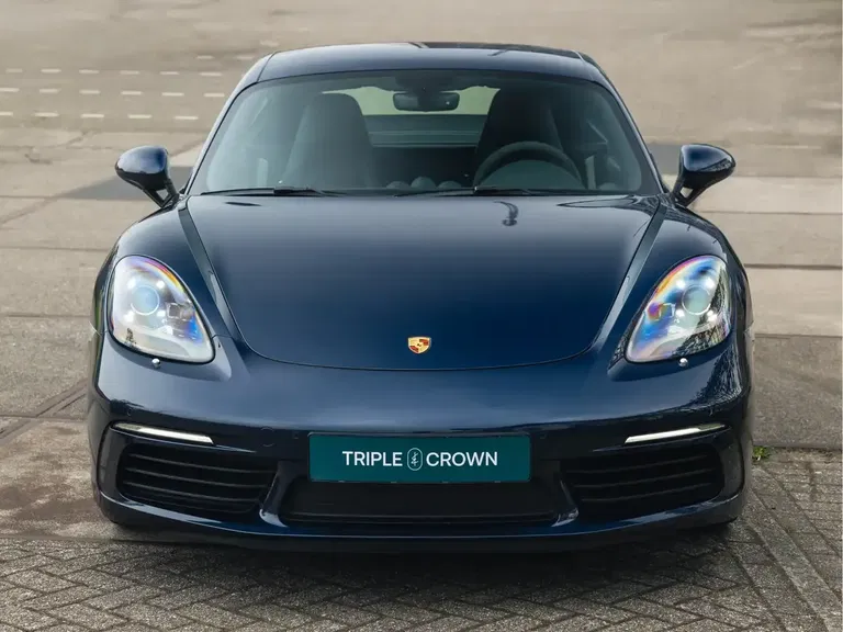 Porsche 718 Cayman