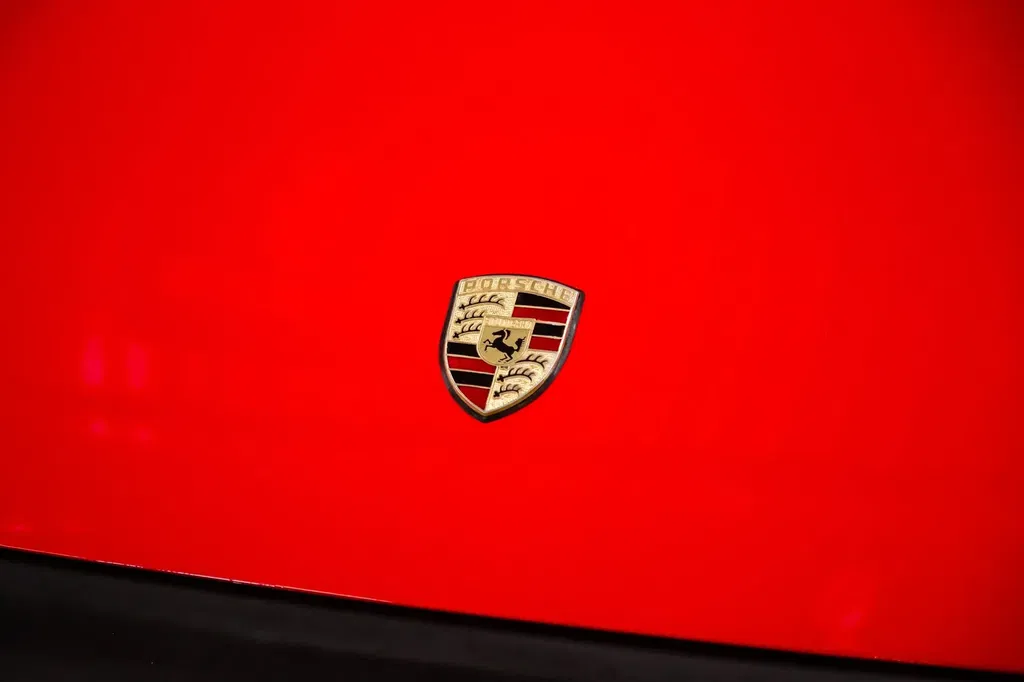 Porsche 911 Carrera 3.2