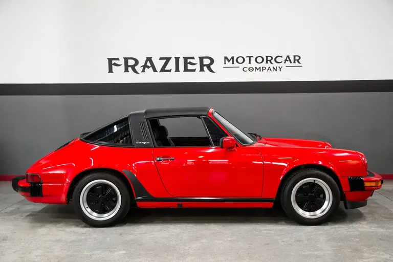Porsche 911 Carrera 3.2