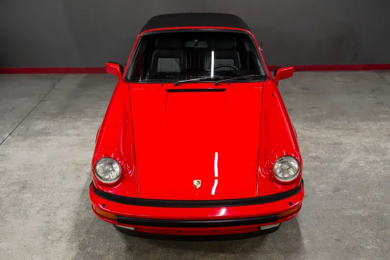 Porsche 911 Carrera 3.2