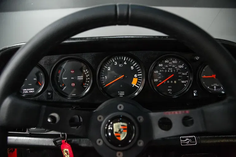 Porsche 911 Carrera 3.2