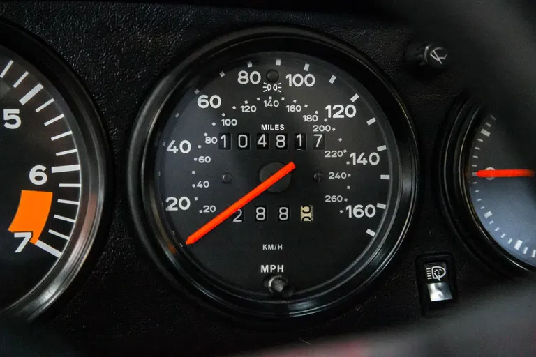 Porsche 911 Carrera 3.2