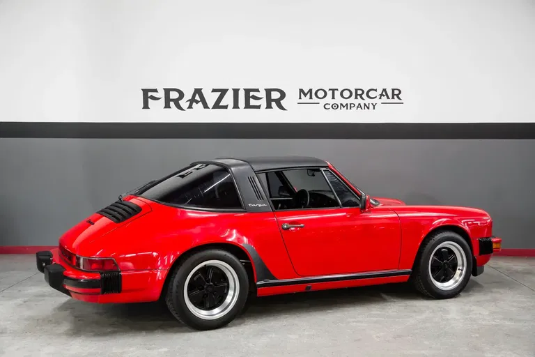 Porsche 911 Carrera 3.2
