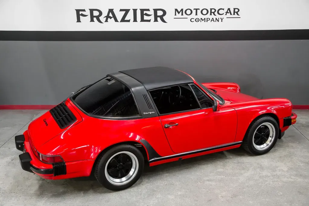 Porsche 911 Carrera 3.2