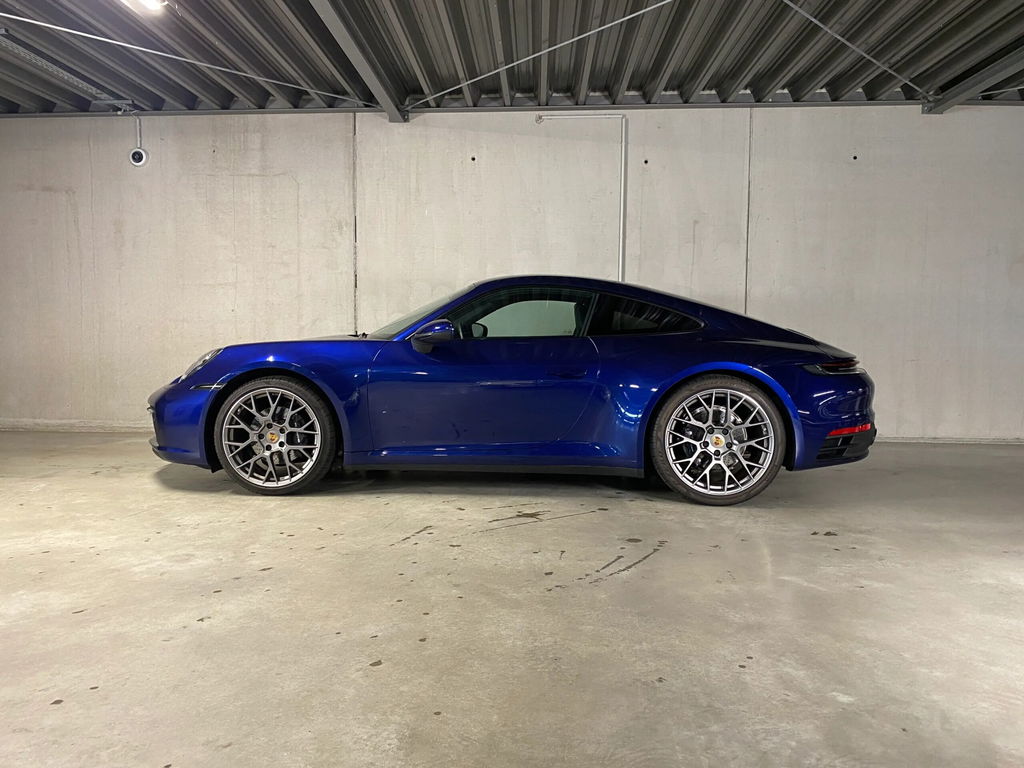 Porsche 992 Carrera