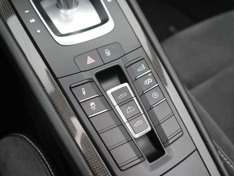 Porsche 991.2 Carrera 4 GTS