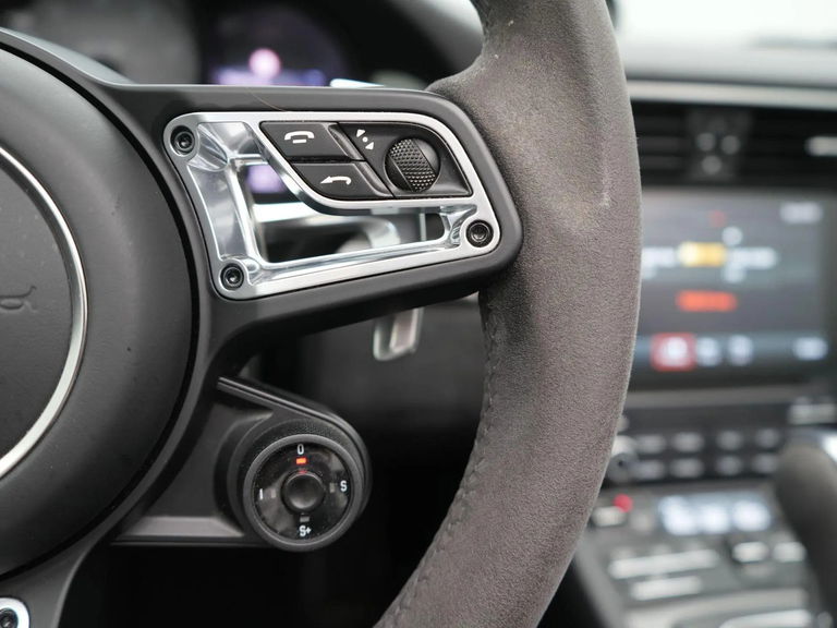 Porsche 991.2 Carrera 4 GTS