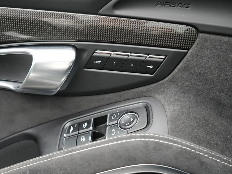 Porsche 991.2 Carrera 4 GTS