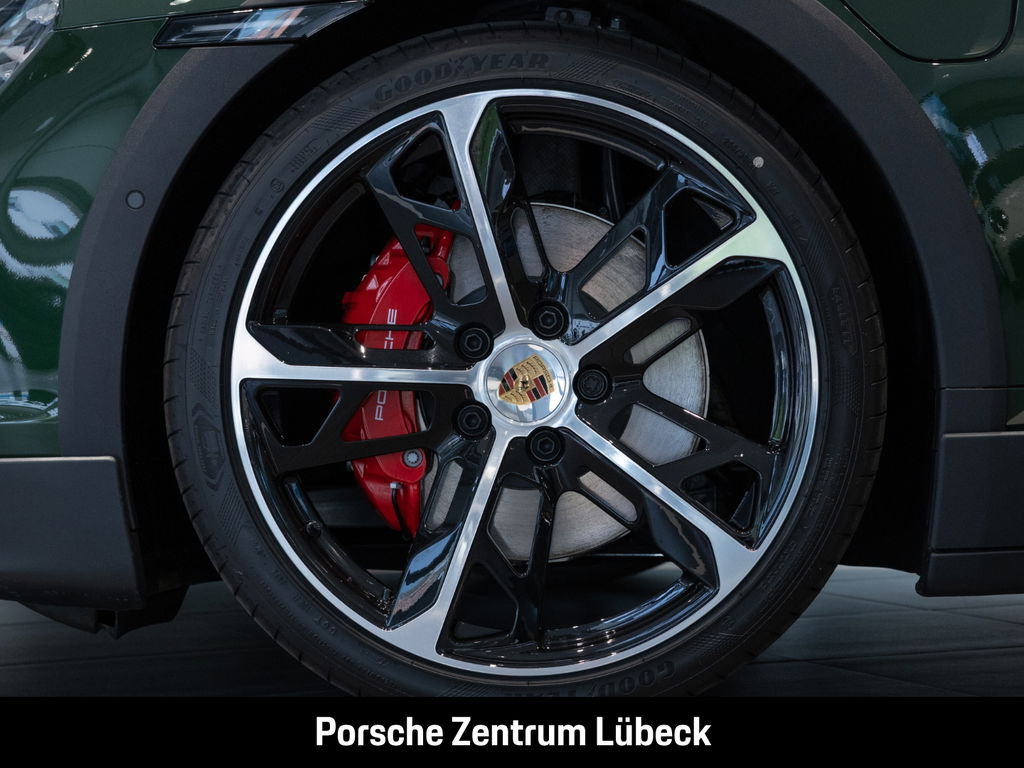 Porsche Taycan 4S Cross Turismo