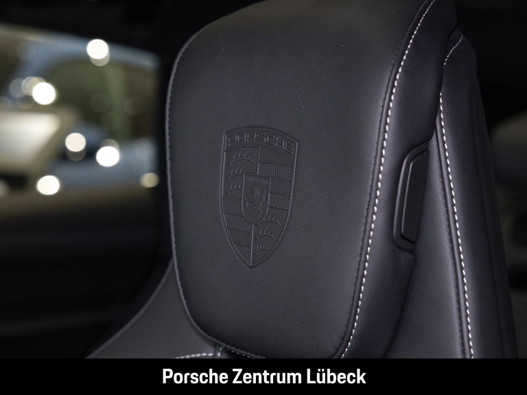 Porsche Taycan 4S Cross Turismo