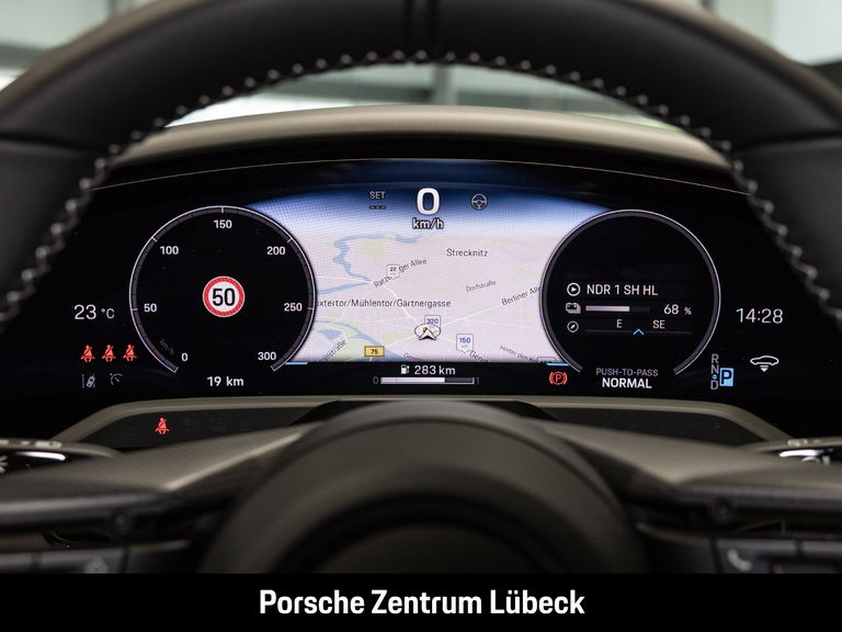 Porsche Taycan 4S Cross Turismo