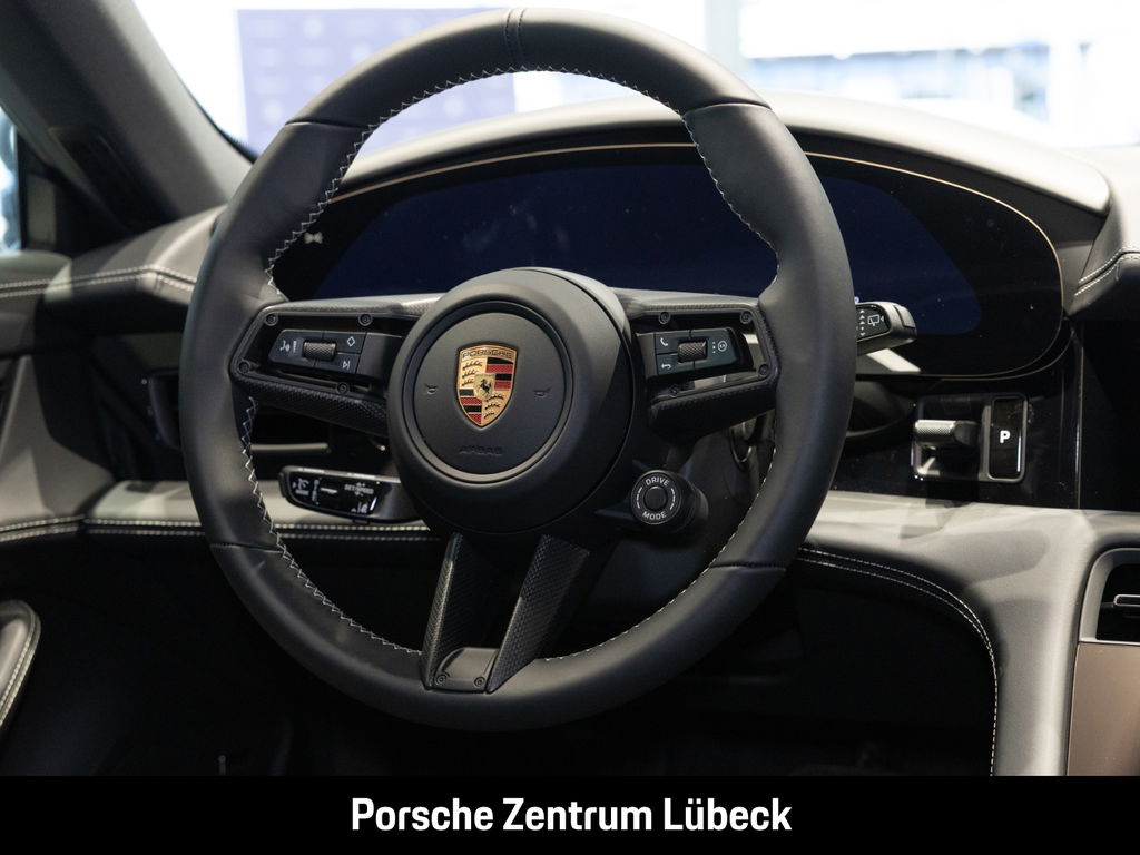 Porsche Taycan 4S Cross Turismo