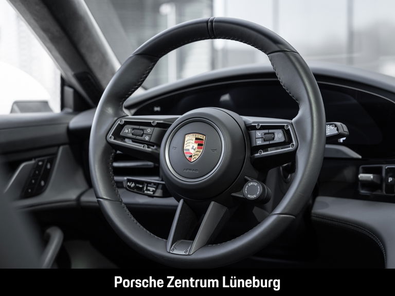 Porsche Taycan GTS Sport Turismo