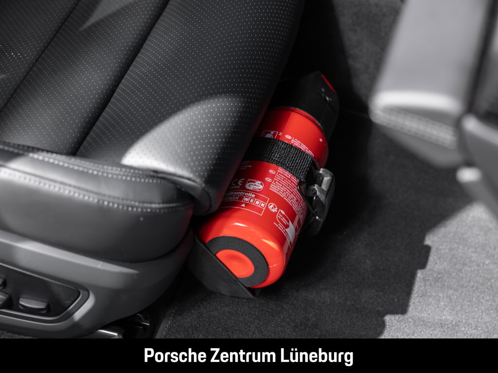 Porsche Taycan GTS Sport Turismo