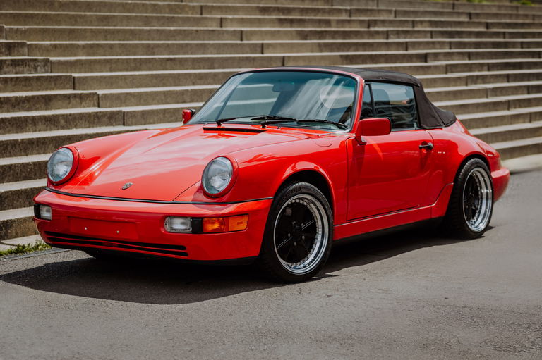 1990 Porsche 911 (964) Carrera 4 Cabriolet